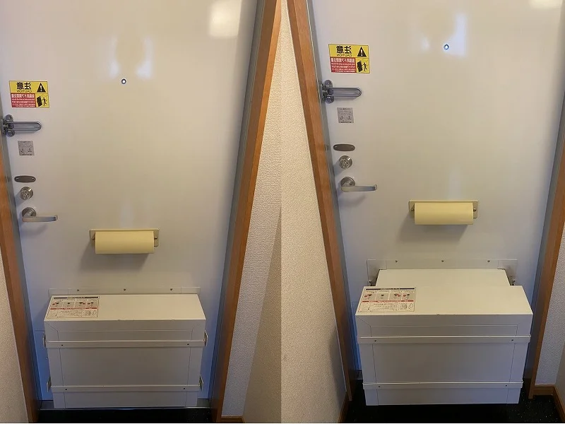 宅配ボックス内側