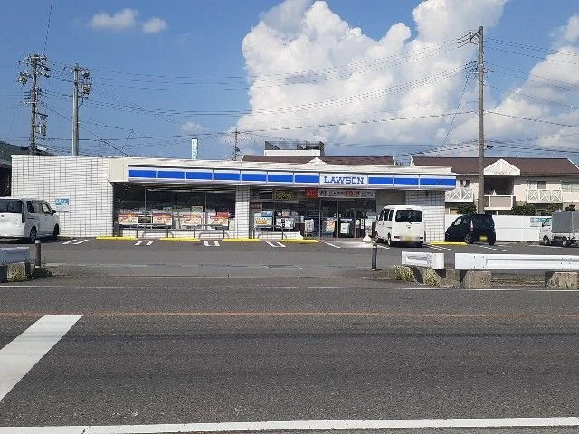 ローソン　茅野宮川店まで560m