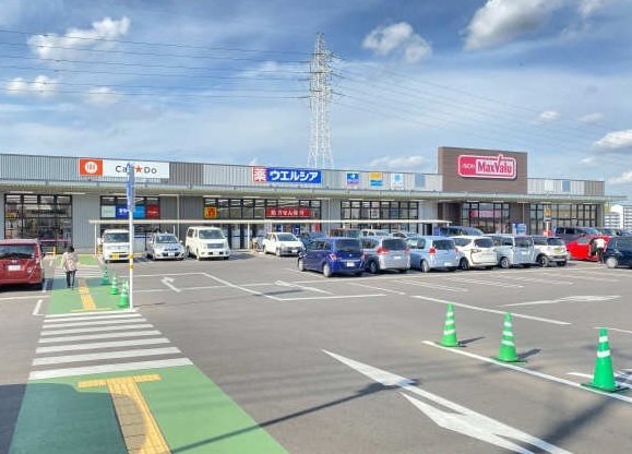 マックスバリュ東海荒尾店まで850m