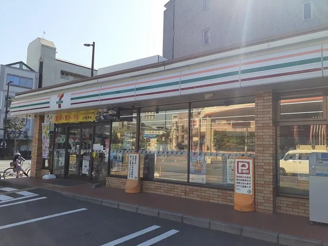 セブンイレブン京都下鴨高木町店まで181m