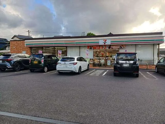 セブンイレブン 上乃木9丁目店まで190m