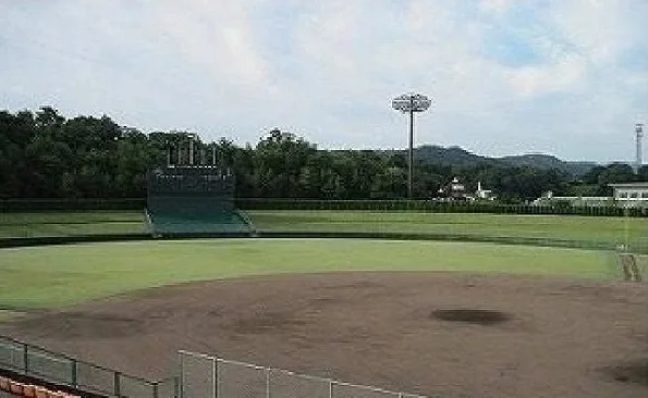 松江総合運動公園まで850m