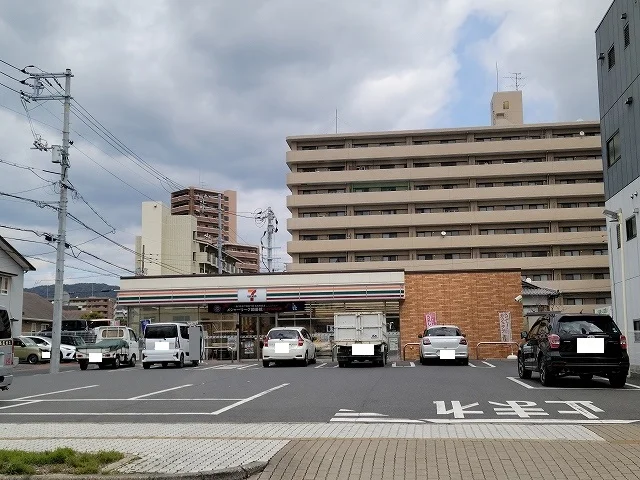 セブンイレブン周南松保町店まで250m