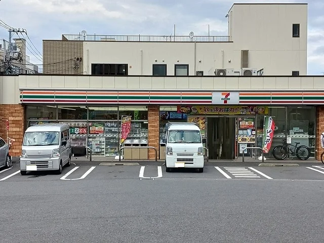 セブンイレブンまで89m