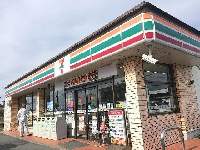 セブンイレブン 浜松流通元町店まで1400m