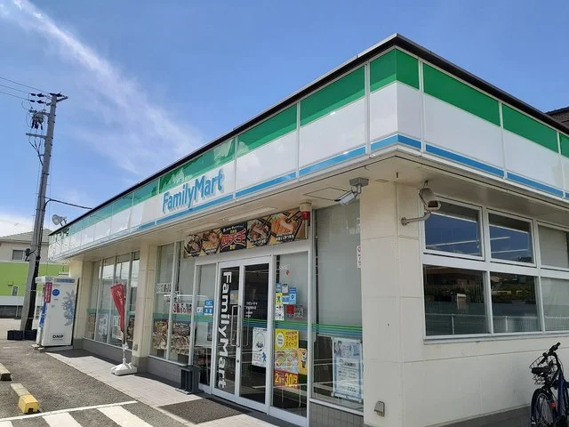 ファミリーマート西国分店様まで600m