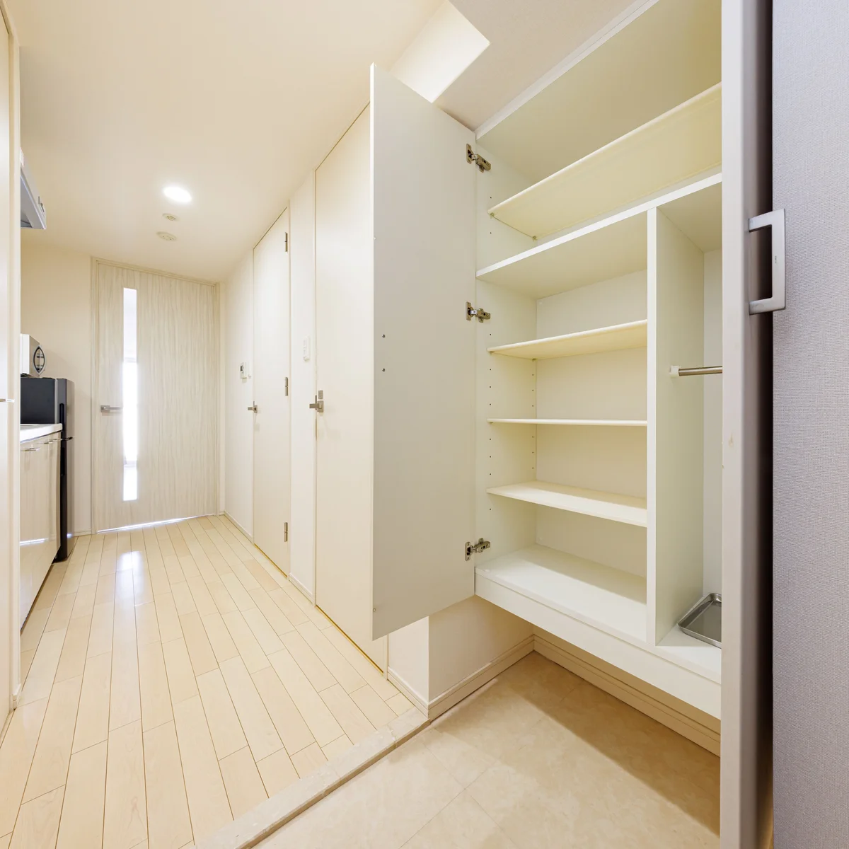 シューズボックス