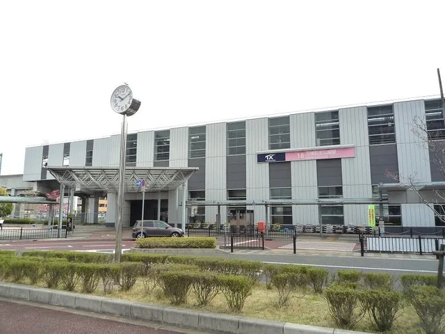 TX万博記念公園駅西口まで2600m