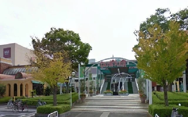 ニッケコルトンプラザまで1200m