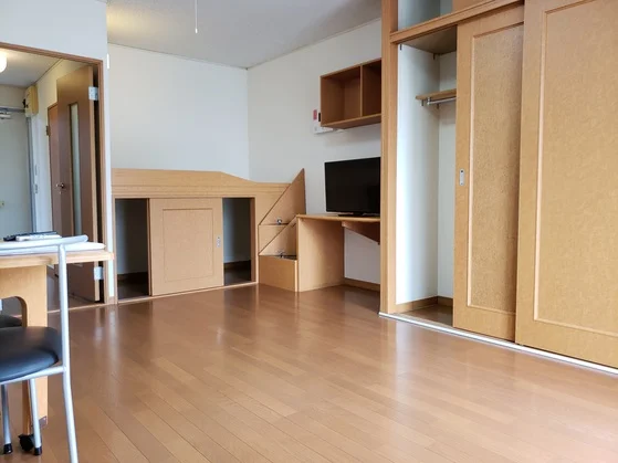 ハイベッド下も収納として使えます