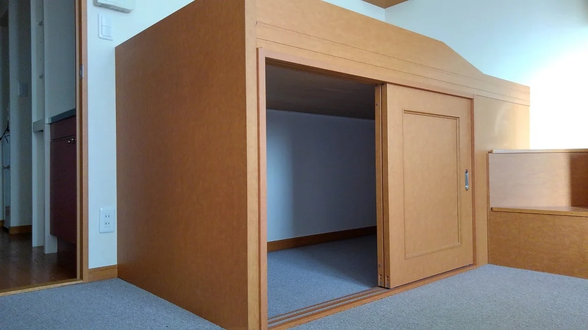 テレビ、収納完備