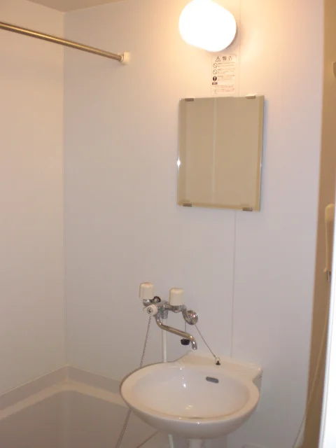 浴室乾燥機ついてます！