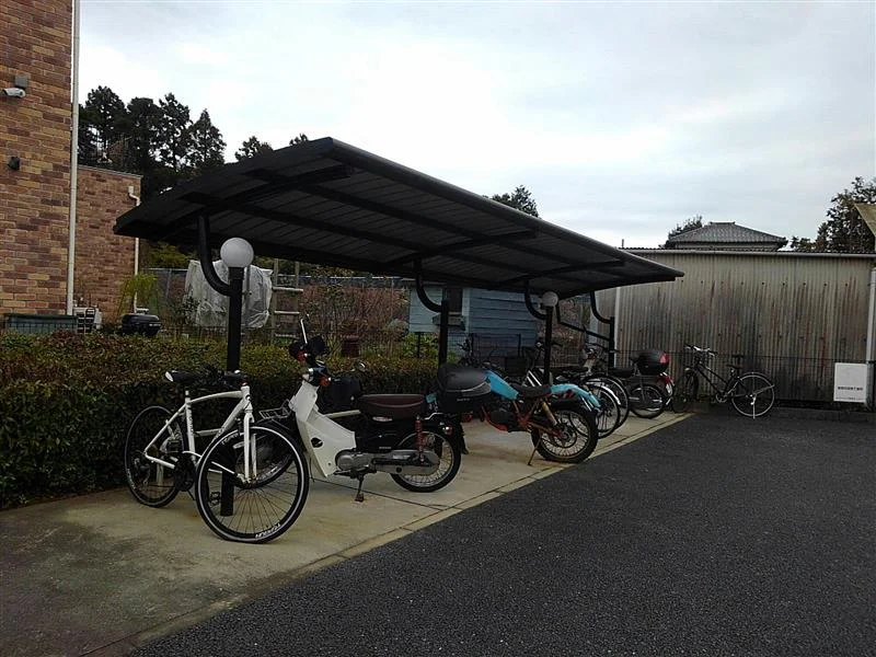 屋根付き駐輪場