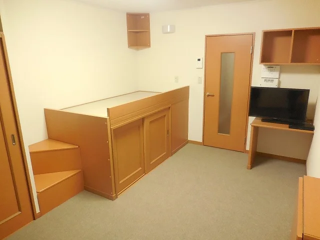 便利な収納付きベッド♪