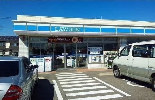 ローソン　益田中島店まで750m