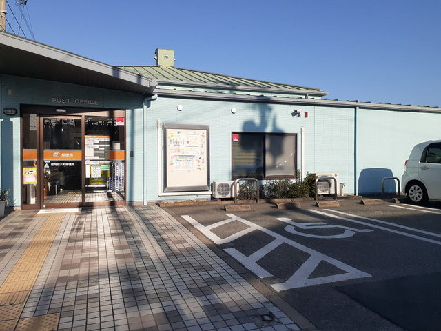 福岡拾六町郵便局まで400m