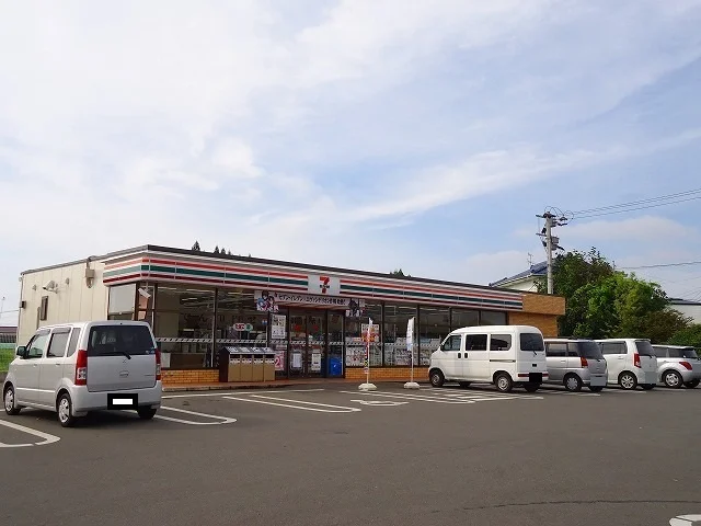 セブンイレブンまで800m