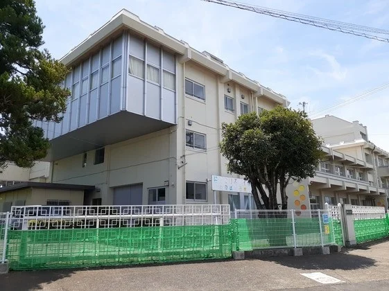 前橋市立わかば小学校まで850m