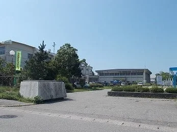 村上市立村上南小学校まで600m