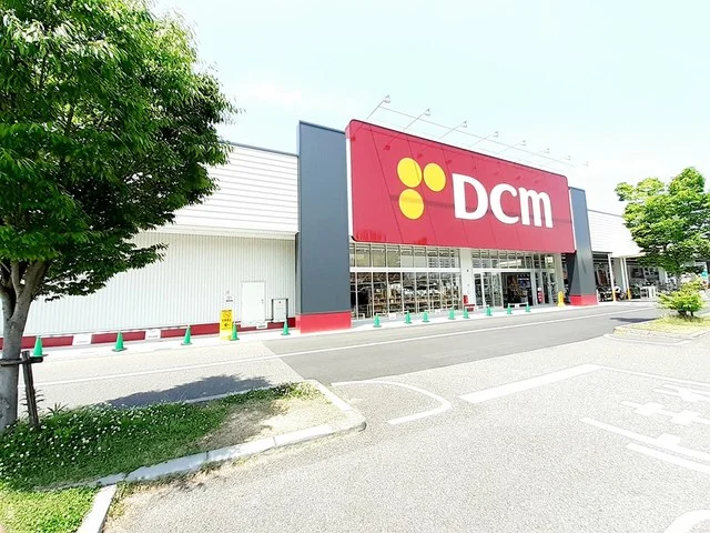 DCM 大垣鶴見店まで373m