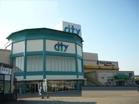 宇土シティーまで2200m