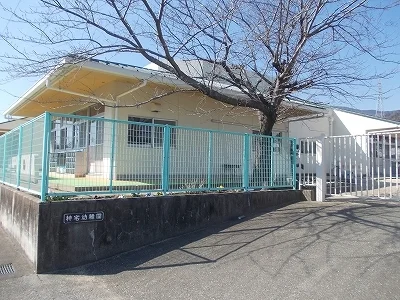 神宅幼稚園まで750m
