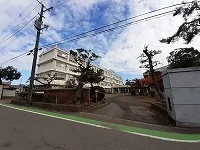 曽野木小学校まで140m