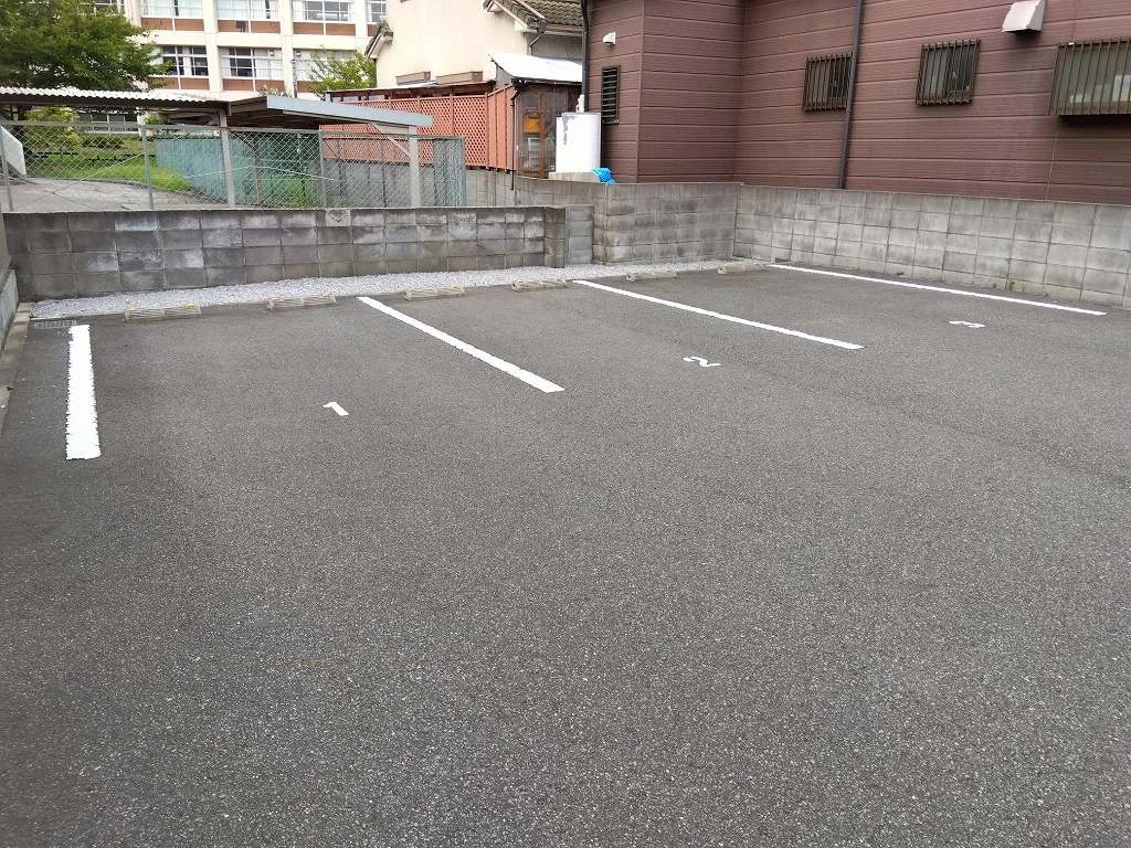 宅外駐車場