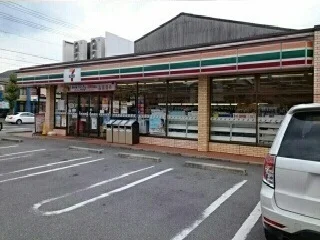 セブンイレブン拾石店様まで1100m