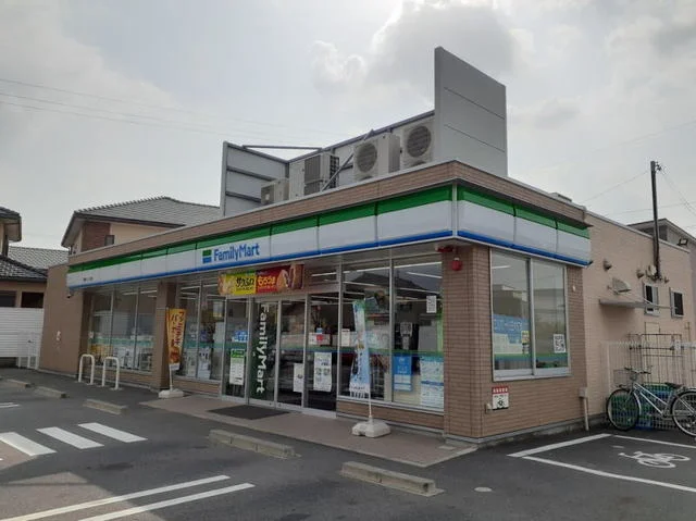 ファミリーマート 岡崎へごし町まで450m