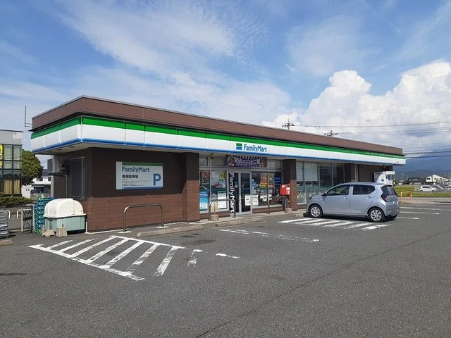 ファミリーマート坂井長畑店まで506m