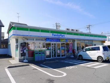 ファミリーマート山の辺の道店様まで700m