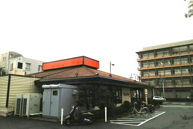 Ｒoyal  Host様まで530m