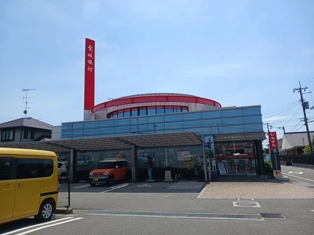 愛媛銀行松前支店様まで120m