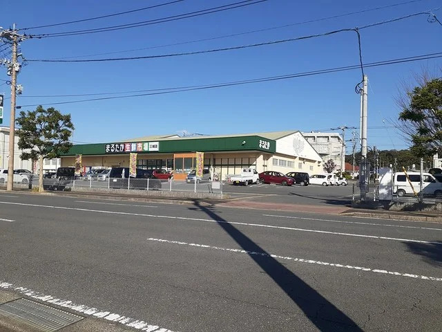 まるたか生鮮市場三城店まで376m