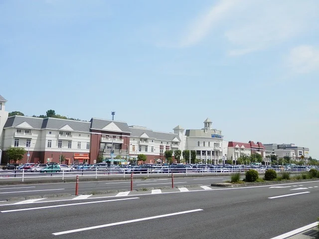 トキハわさだタウンまで1000m
