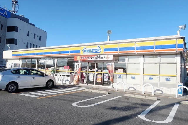 ミニストップまで450m