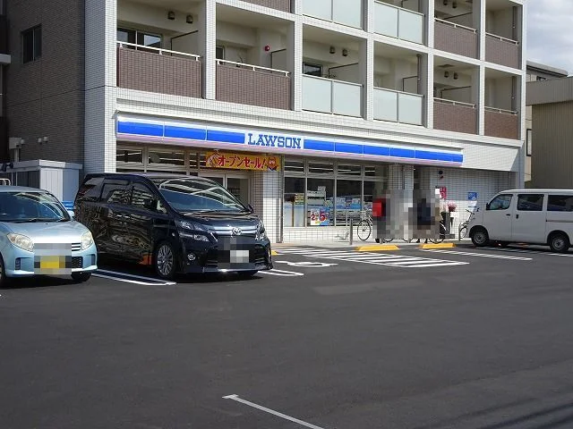 ローソン静岡東瀬名町店まで19m