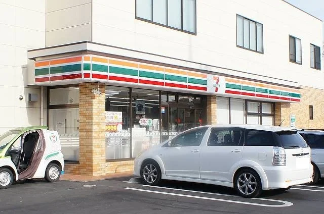 セブンイレブン前橋広瀬１丁目店まで250m