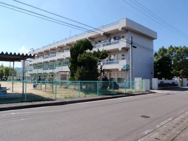 三豊市立勝間小学校まで1100m