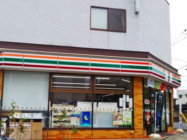 セブンイレブン道三町店まで170m