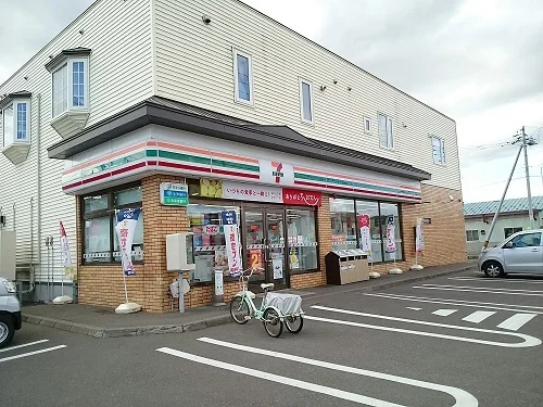 セブンイレブン旭川末広５条店まで750m