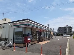 セブンイレブンまで350m