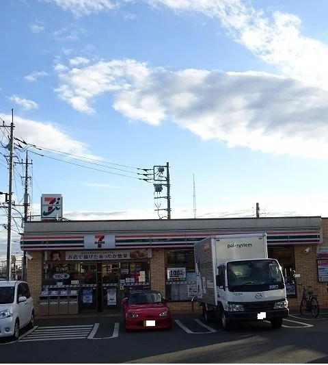 セブンイレブンまで450m