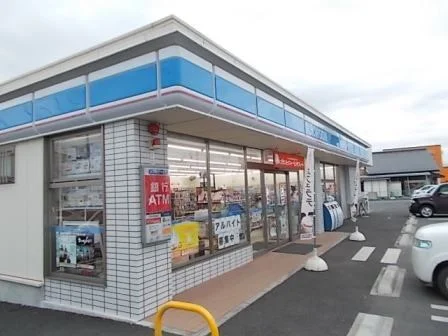 ローソンまで35m