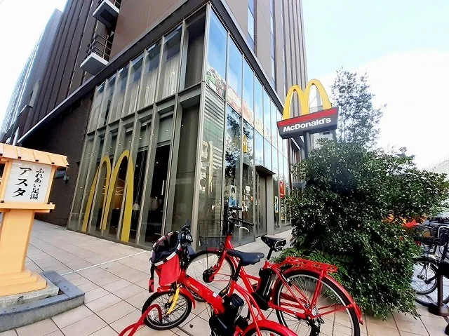 マクドナルド新長田駅前店まで350m