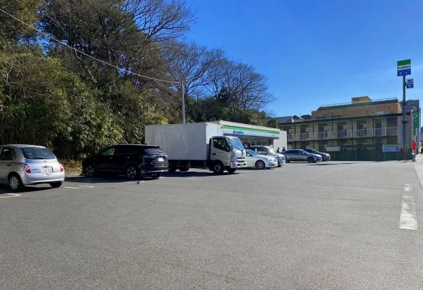 物件の隣