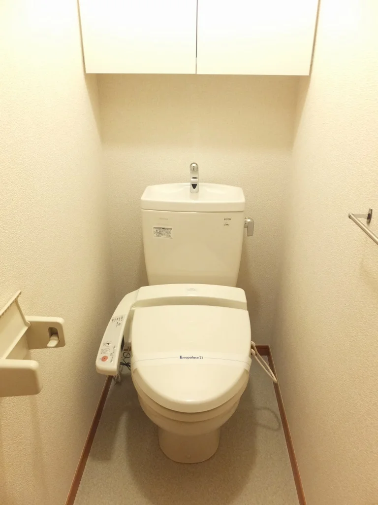 温水洗浄便座設置済み