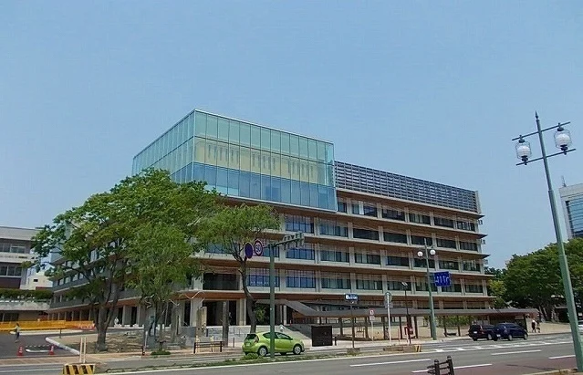 秋田市役所まで1300m