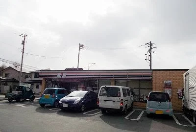 セブンイレブン三島谷田南店まで700m